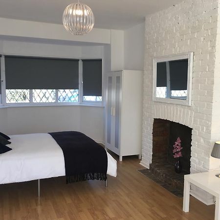 Lotus Lodge Westcliff-on-Sea Esterno foto