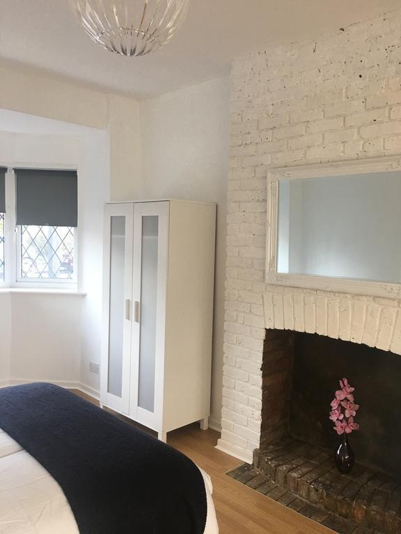 Lotus Lodge Westcliff-on-Sea Esterno foto